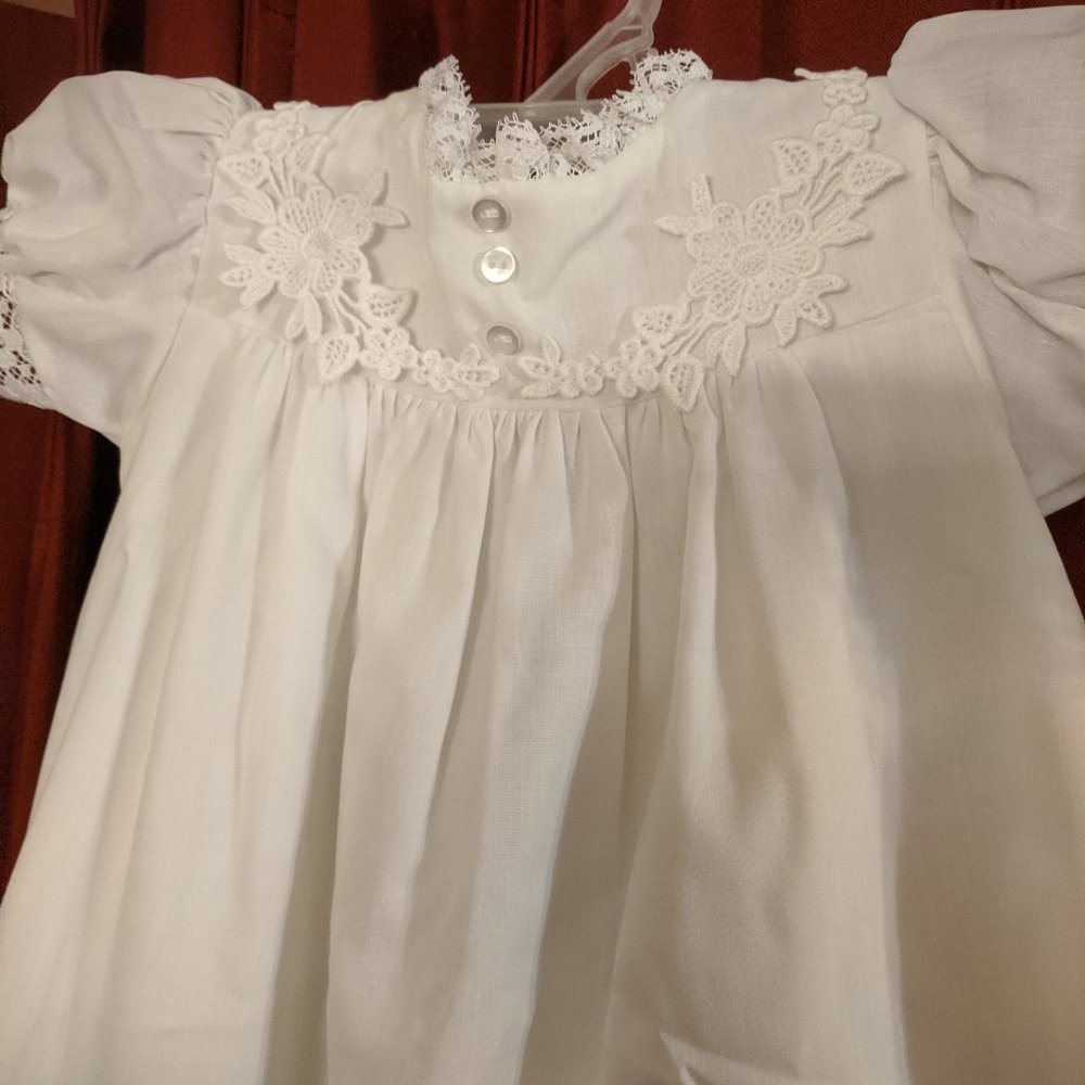 3 Mos Long White Dress & lacy hat